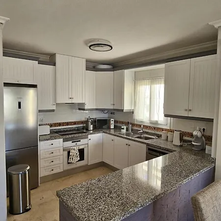 La Victoria Apartament,jumilla Ii, 2 Bedrooms, 2 Bathrooms And Beautiful Swimming Pool