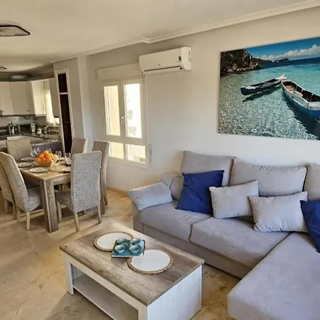 La Victoria Apartament,jumilla Ii, 2 Bedrooms, 2 Bathrooms And Beautiful Swimming Pool